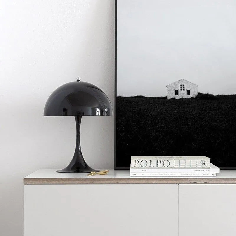 Moderne Pilzförmige Nachttischlampe