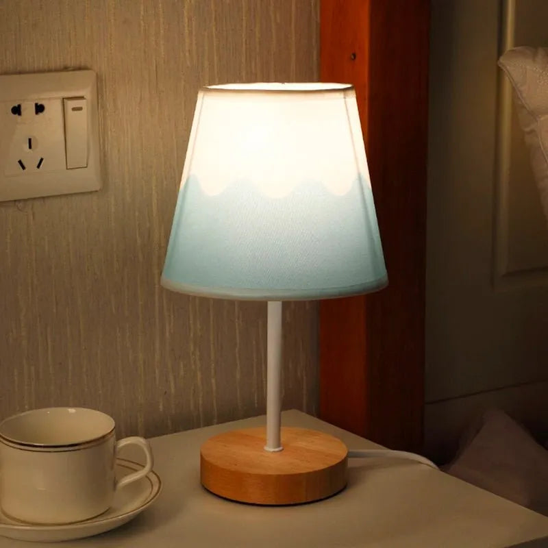 Nachttischlampe Skandinavisches Holz Stella