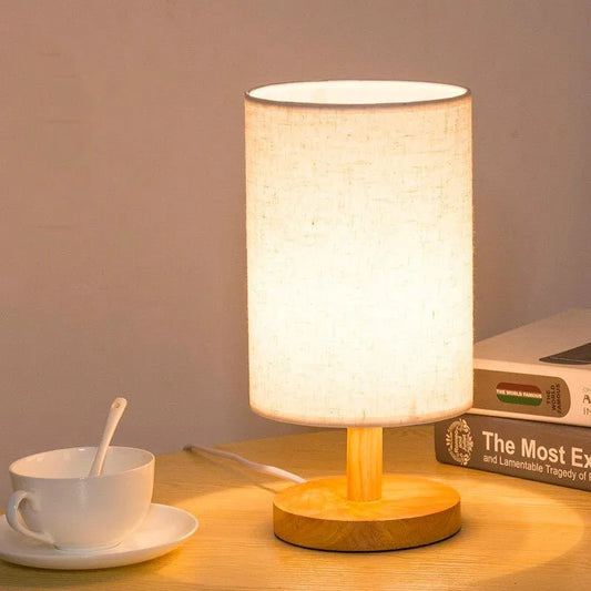 Nachttischlampe Skandinavisches Holz