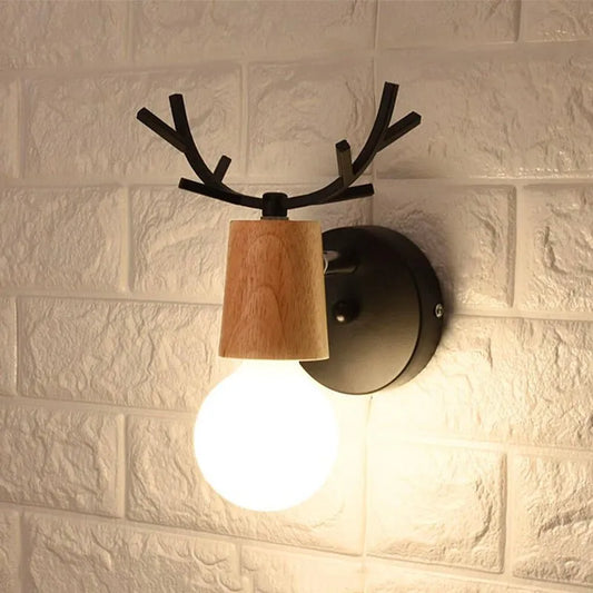 Wandnachttischlampe Hirschgeweih