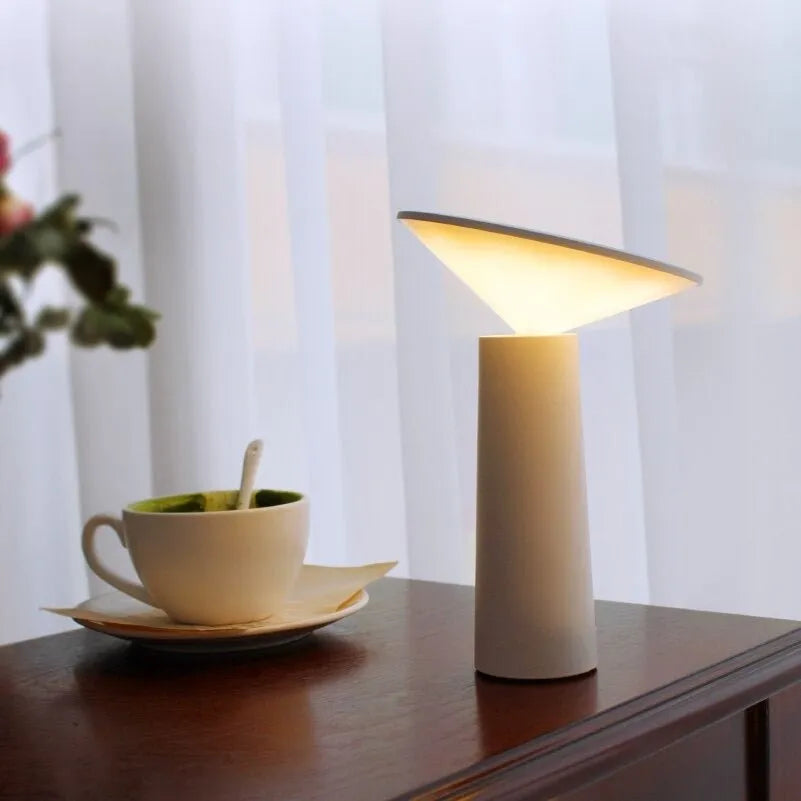 LED-Nachttischlampe Wiederaufladbar