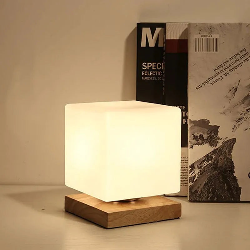 Quadratische LED-Nachttischlampe