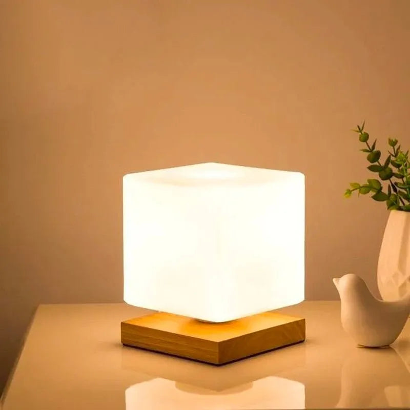 Quadratische LED-Nachttischlampe